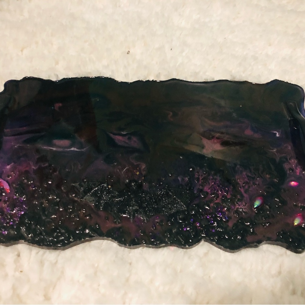 Purple Black Tray very durable tray with black handles Glow colors black light - Picture 7 of 15